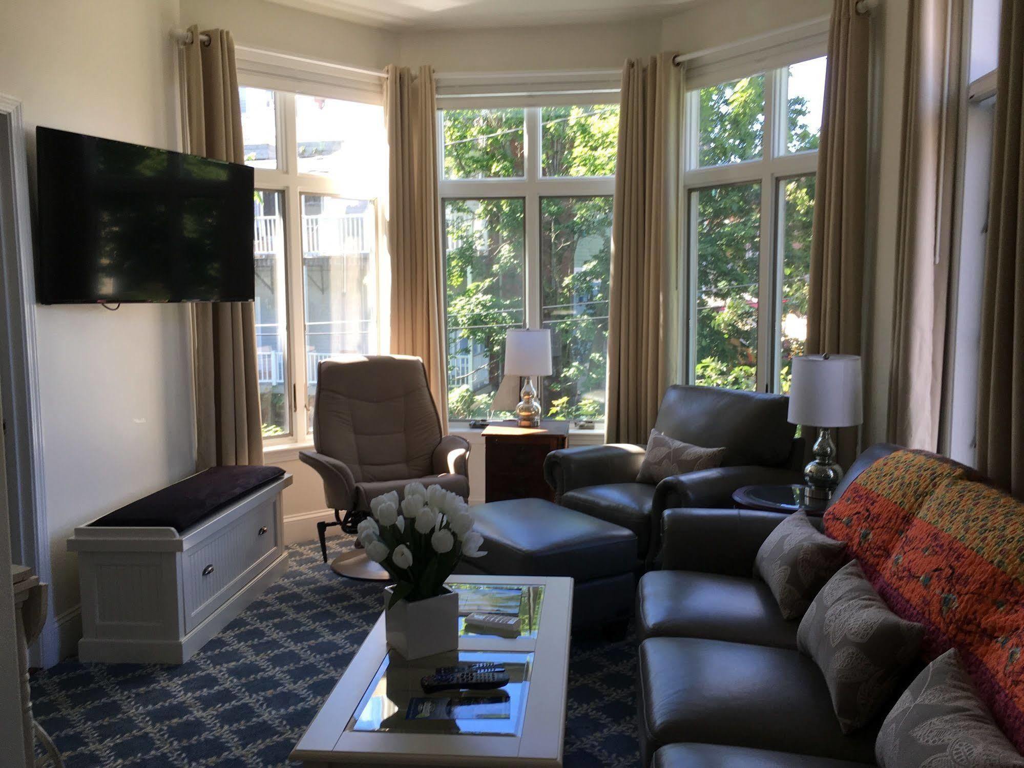 Camden Riverhouse Hotel And Inn Экстерьер фото